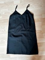 Mini-Trägerkleid in Schwarz (ASOS) / Camisole-Kleid / Gr. 34 Rheinland-Pfalz - Asbach Vorschau
