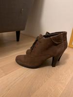 Stiefeletten Caprice aus Leder Größe 5 1/2 Niedersachsen - Jever Vorschau