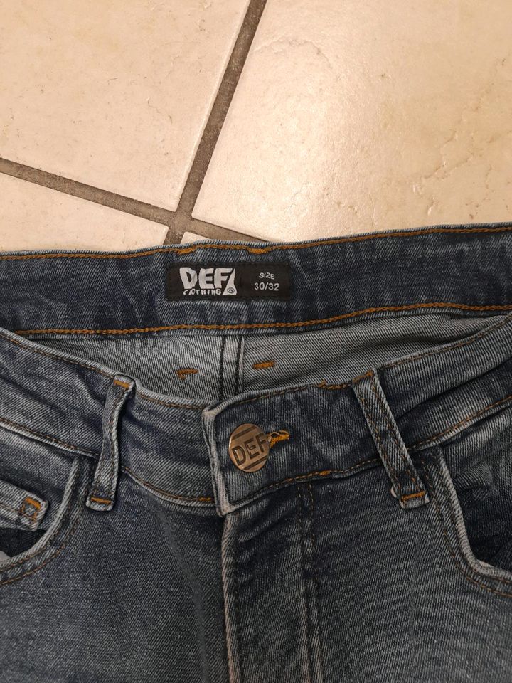 Def Jeans wie Neu in Grevenbroich