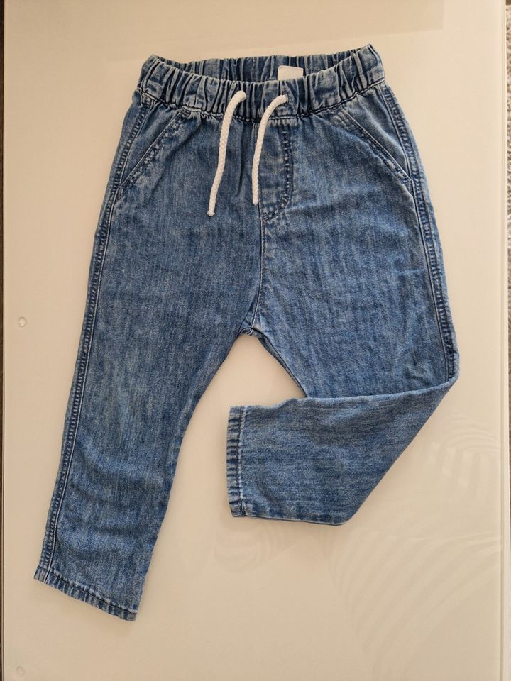 H&M Jeans Gr. 92 Hose Jungen Denim  TOP ZUSTAND in Berlin