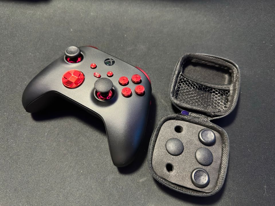 Custom XBOX Series X/S Controller in Wuppertal