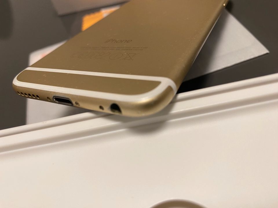 IPhone 6 64 GB Gold Glas Super!! in Vechelde