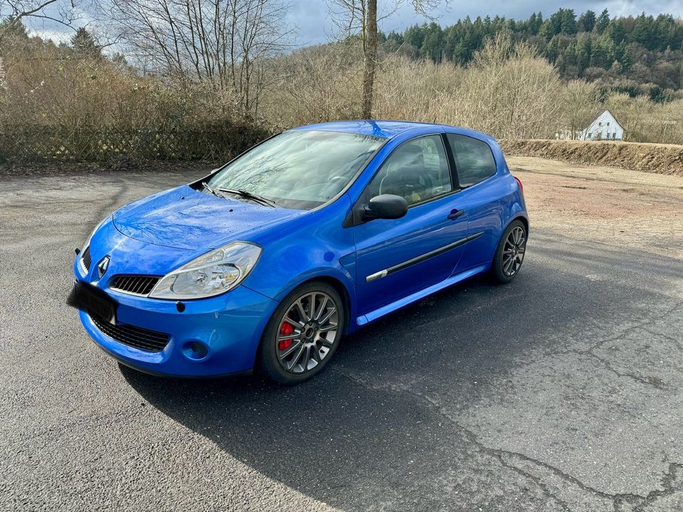 Renault Clio 3 Rs Recaro Brembo in Taunusstein