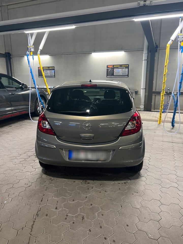 Opel Corsa d 1.2 tüv neu!!! in Saarbrücken