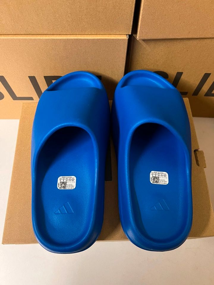 Adidas Yeezy Slide Azure EU 38 / 39 / 40,5 / 43 / 48,5 in Moers