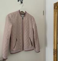 Rosa Steppjacke Größe XS Esprit/ Übergangsjacke Damen Hessen - Eichenzell Vorschau
