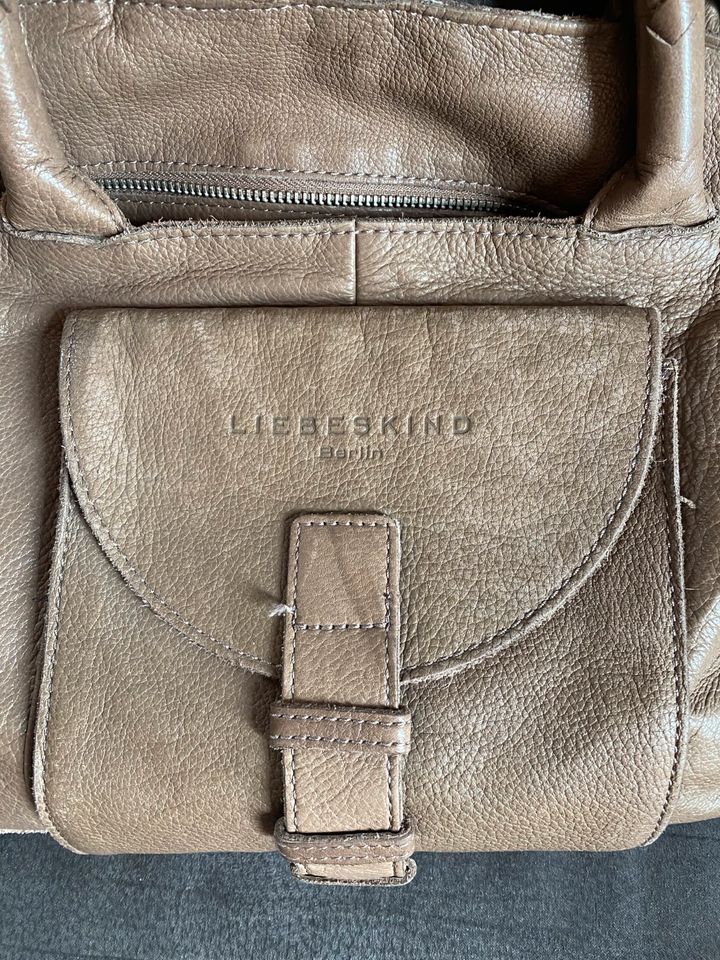 Sehr schöne Handtasche  von Liebeskind Echtleder in Selters