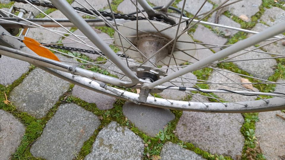 Herrn Fahrrad 28zoll mit zwei Schaltung in Ebersbach bei Großenhain