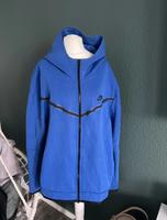 Nike tech Jacke Herren XL Berlin - Hohenschönhausen Vorschau