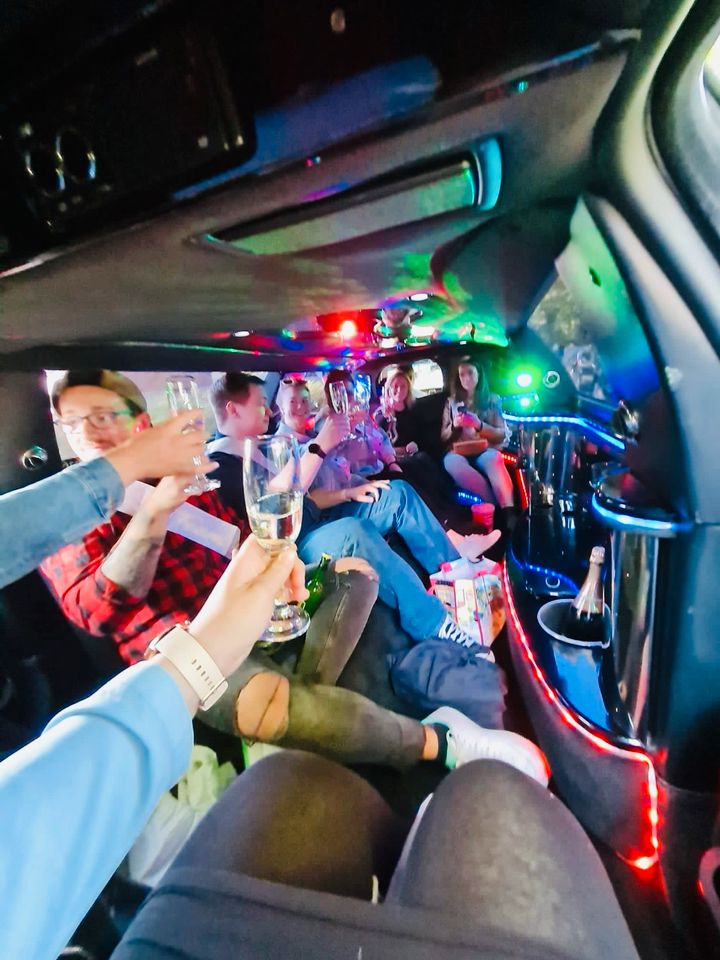 Stretchlimousine Limousine Mieten Hochzeit JGA Geburtstag  Party in Münster-Hafen