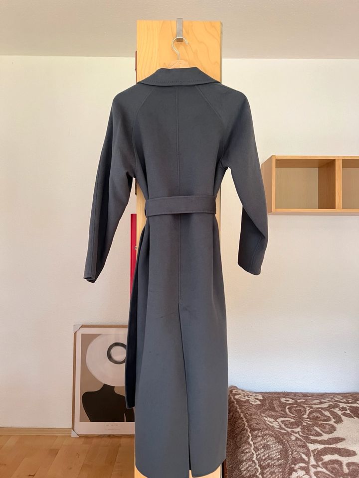 Langer Mantel aus Wolle von Massimo Dutti, Größe XS in Dortmund