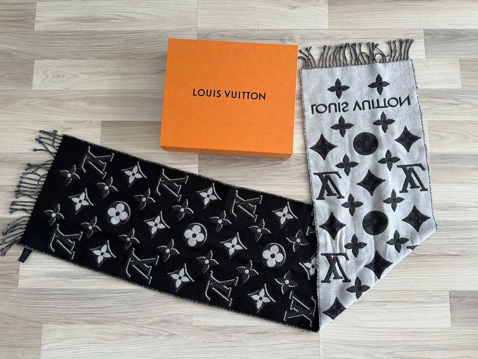 Louis Vuitton Original Damen Schal in Berlin