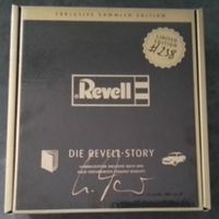 Die Revell Story limitiert 238/500 gold/verchromter Trabant 1:24 Nordrhein-Westfalen - Balve Vorschau