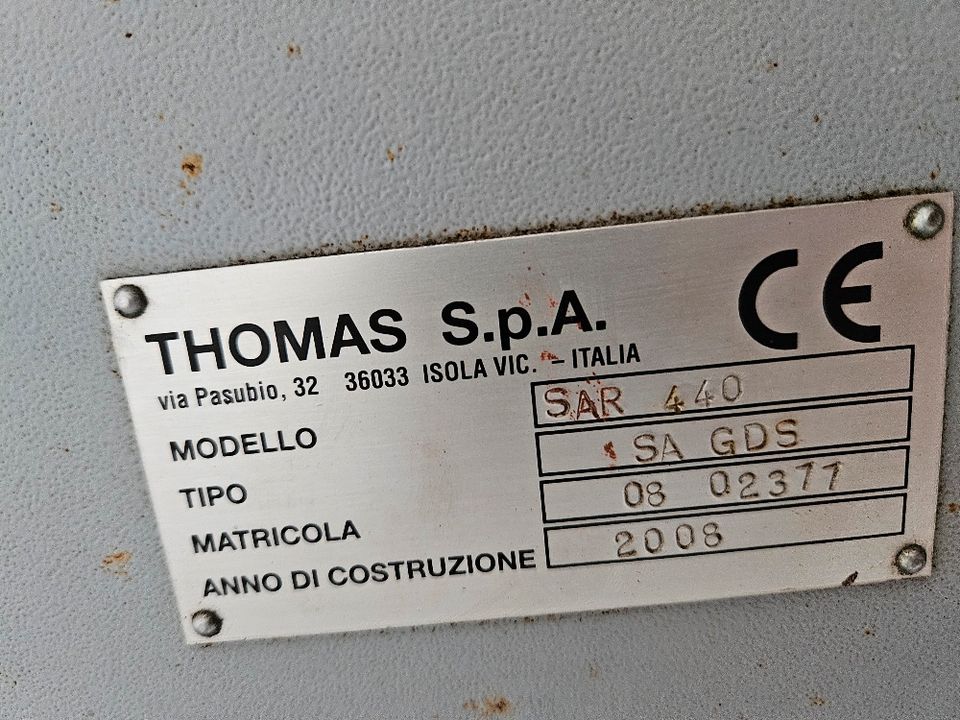 Thomas Halbautomatische Bandsäge 440mm in Wymeer