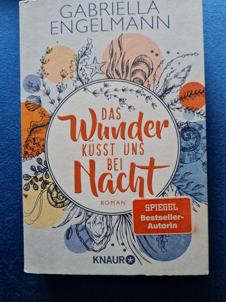 Wunderschönes Bücherpaket von Gabriella Engelmann in Pforzheim
