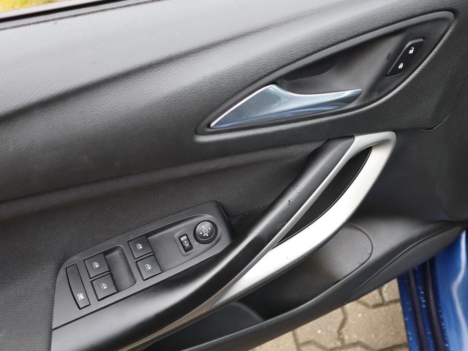 Opel Astra K 5trg 1.2 Edit LED/Klima/SHZ/R-Kamera/Nav in Jüterbog