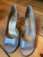 Peter Kaiser Pumps Silber Leder 41 (Gr 7) Friedrichshain-Kreuzberg - Kreuzberg Vorschau