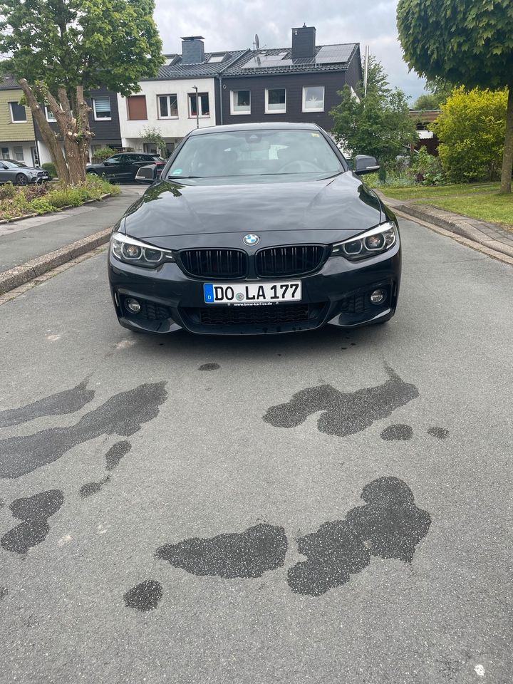 BMW 420 4er BMW F36 M Sportpaket schwarz in Dortmund