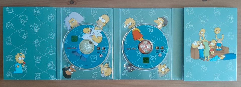 Die Simpsons Season 1 - 4, 7 + 2 DVDs in Wickede (Ruhr)