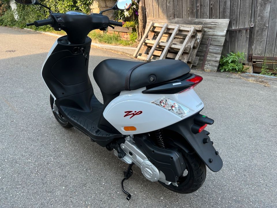 Piaggio ZiP 50 ‼️Neufahrzeug‼️ in Göppingen