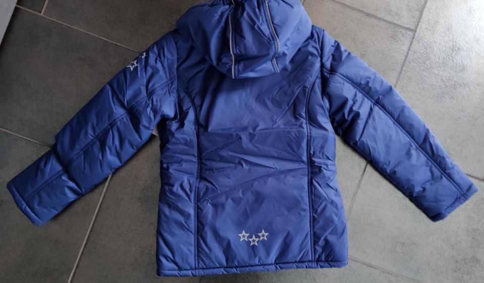 Neu! Warme Mädchen-Winterjacke m. Kapuze und Innenfleece Gr. 152 in Coswig