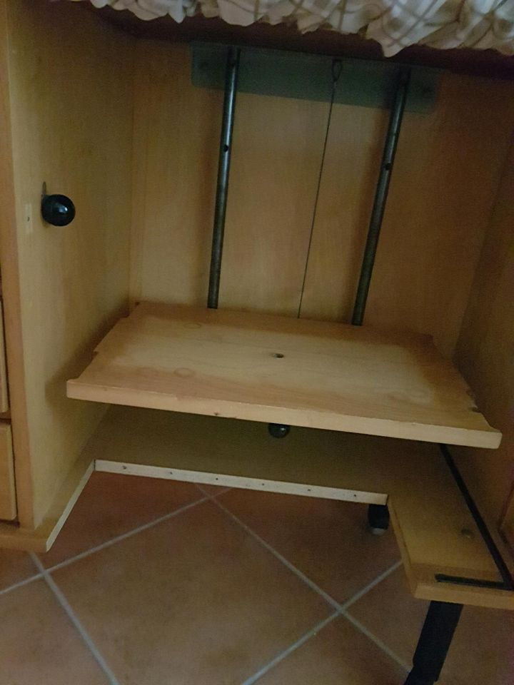 Nähmaschine Schrank in Lörrach