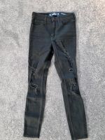 Hollister ❤️ Jeans Löcher Risse schwarz 00R W23 L26 Nordrhein-Westfalen - Schwelm Vorschau