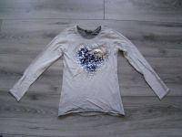 Wendepailletten Sweatshirt 146 152 Mädchen Pulli Tshirt grau HERZ Nordrhein-Westfalen - Menden Vorschau