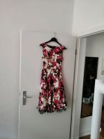 Kleid Creme mit Blumenmuster UK8 EU36 Niedersachsen - Braunschweig Vorschau