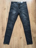 Jeans im Used-Look Hessen - Vellmar Vorschau