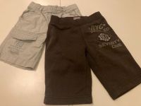 2 x kurze Hosen Shorts 104 Brandenburg - Birkenwerder Vorschau