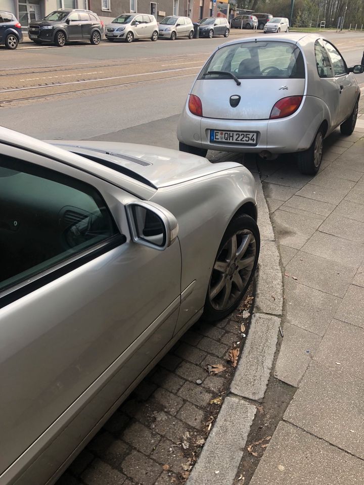 Mercedes benz C230 in Essen