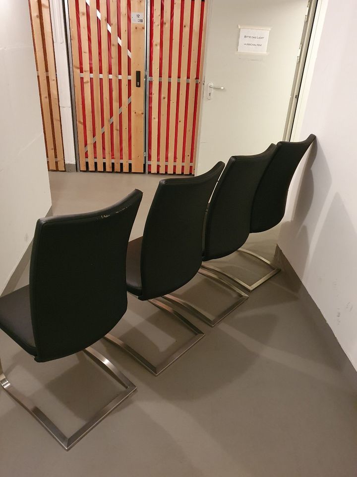 4 Esszimmerstühle Schwingstühle schwarz in Harrislee