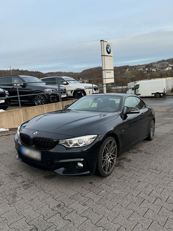 BMW 435i Cabrio M Paket Deutsches Fahrzeug! Tüv Neu in Wenden