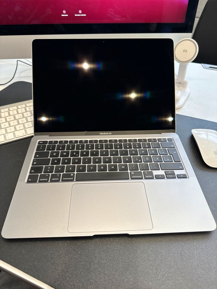 MacBook Air 2020 mit Fingerprint in Mannheim