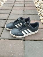 Adidas Gr 35 Sportschuhe Leder ❤️top Zustand! Sachsen-Anhalt - Weißenfels Vorschau