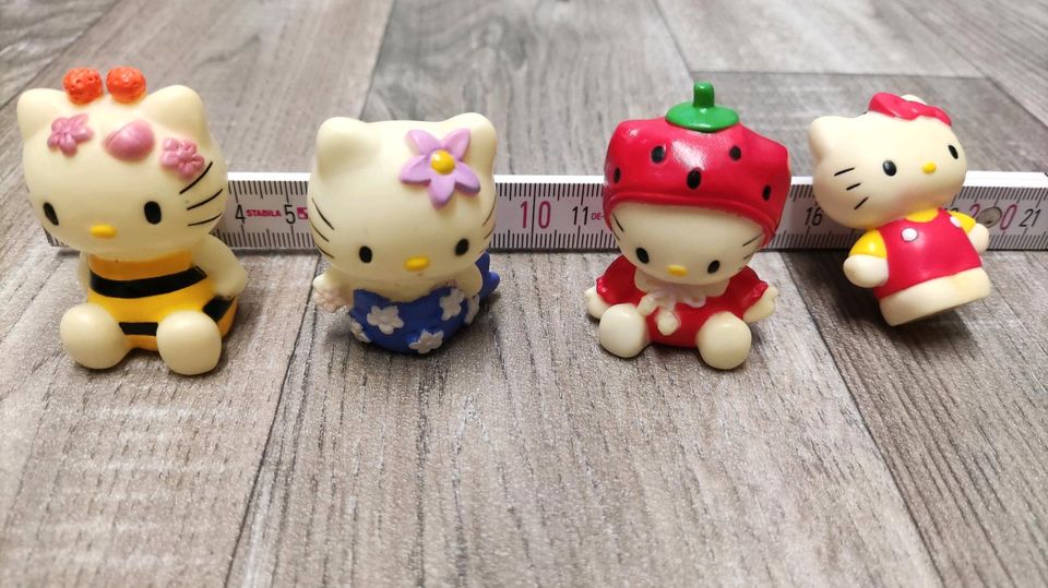 Hello Kitty Spiegel im Kunststoffrahmen in Bonn - Auerberg, Weitere  Spielzeug günstig kaufen, gebraucht oder neu