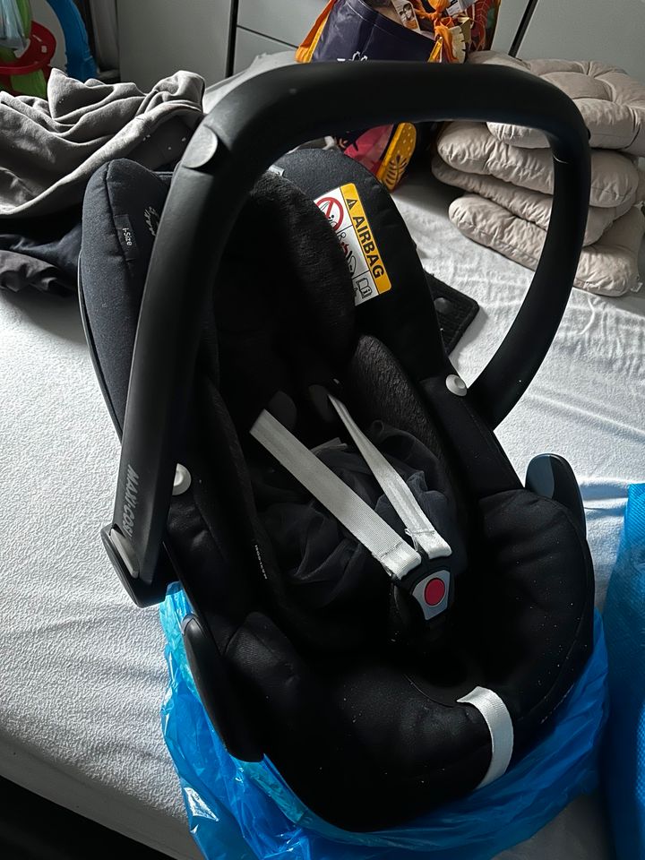 Maxi Cosi Pebble pro i-size in Bernburg (Saale)