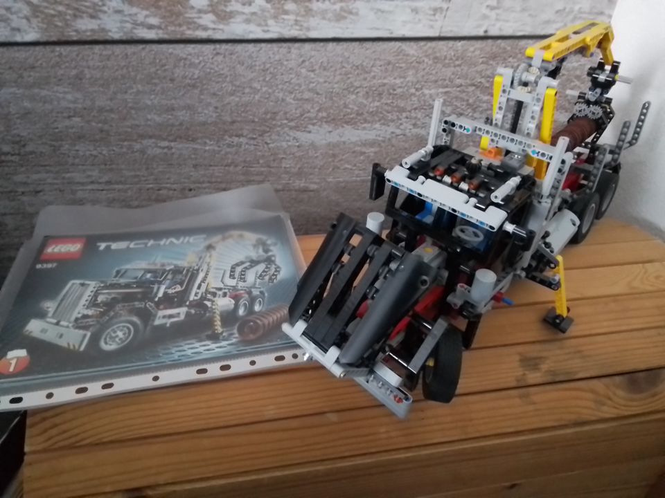 Lego Technik Holztransporter 9397 in Rülzheim