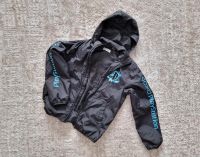 H&M ❤️ Jungen Jacke Windjacke Regenja Blouson Playstation Gr. 146 Nordrhein-Westfalen - Marsberg Vorschau