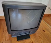Sony Röhrenfernseher mit VHS PAL NTSC KV-21V4D Berlin - Neukölln Vorschau