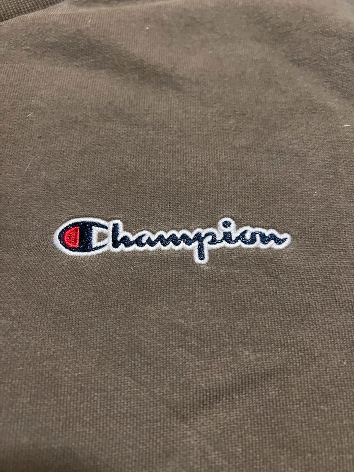 Vintage Champion Sweatshirt in Kiefersfelden