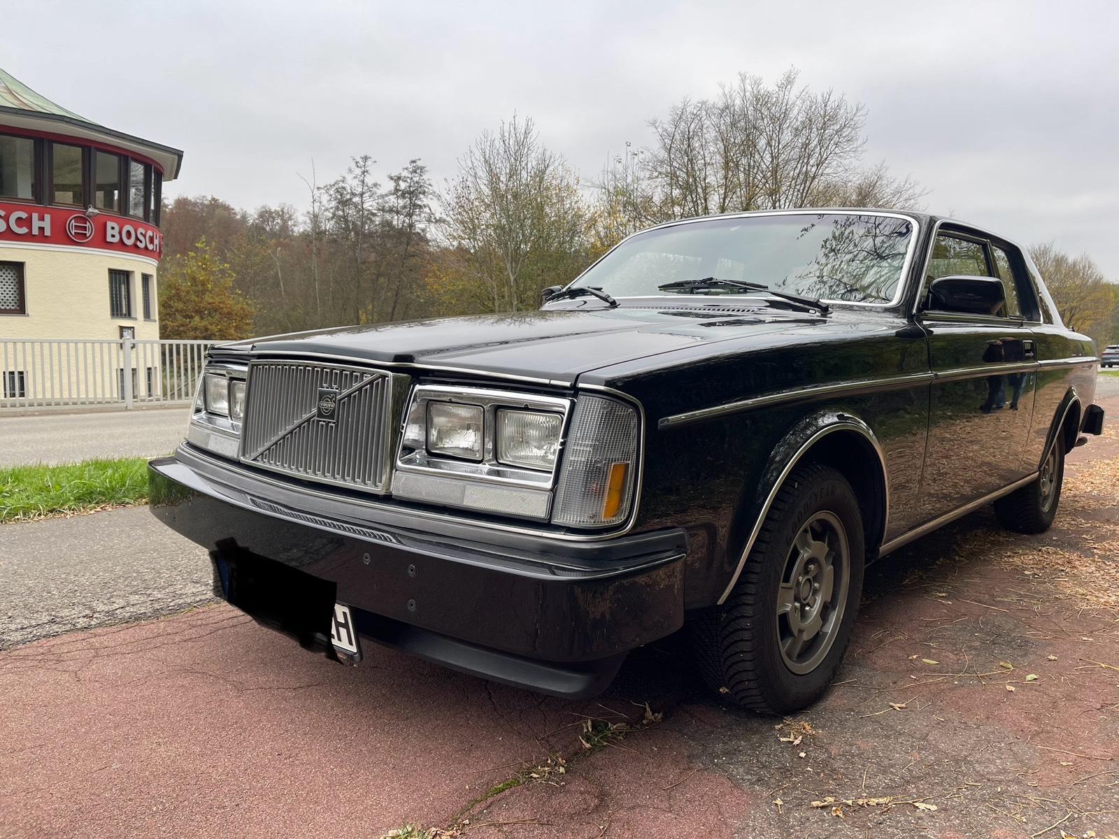 Abbildung des Autos Volvo Bertone 262C