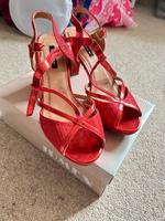 Highheels Pumps Schuhe Jumex Rot Glitzer Damen Größe 39 OVP Rheinland-Pfalz - Andernach Vorschau