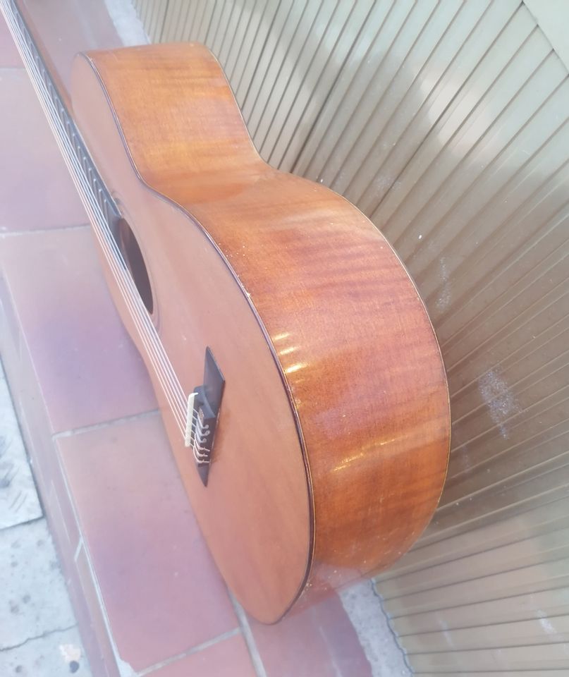 alte seltene Gitarre, Flamencogitarre vermutlich Markneukirchen in Berlin