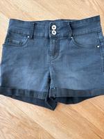 Only Shorts washed schwarz Jeans XS Hessen - Sulzbach Vorschau