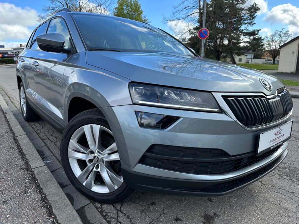 Skoda Karoq Style 4x4*LED*CarPlay*Navi* in Kempten