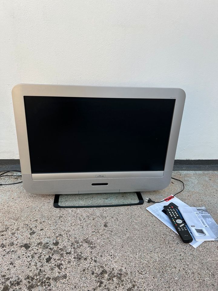 Metz LCD-TV Puros 32 Zoll in Westhofen