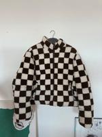 Dicke Stepp-/Sherpa-Jacke mit Schachbrett-Muster Hessen - Wiesbaden Vorschau