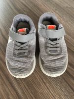 Sneaker, Turnschuhe von Nike für Kinder, Größe 28 Niedersachsen - Papenburg Vorschau